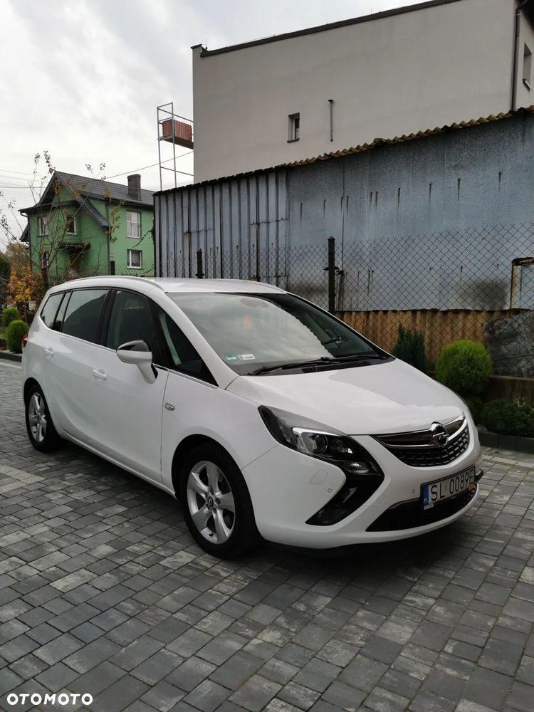 Opel Zafira 2.0 CDTI Cosmo EcoFLEX S&S - 2