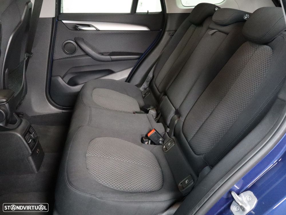 BMW X1 25 e xDrive - 7
