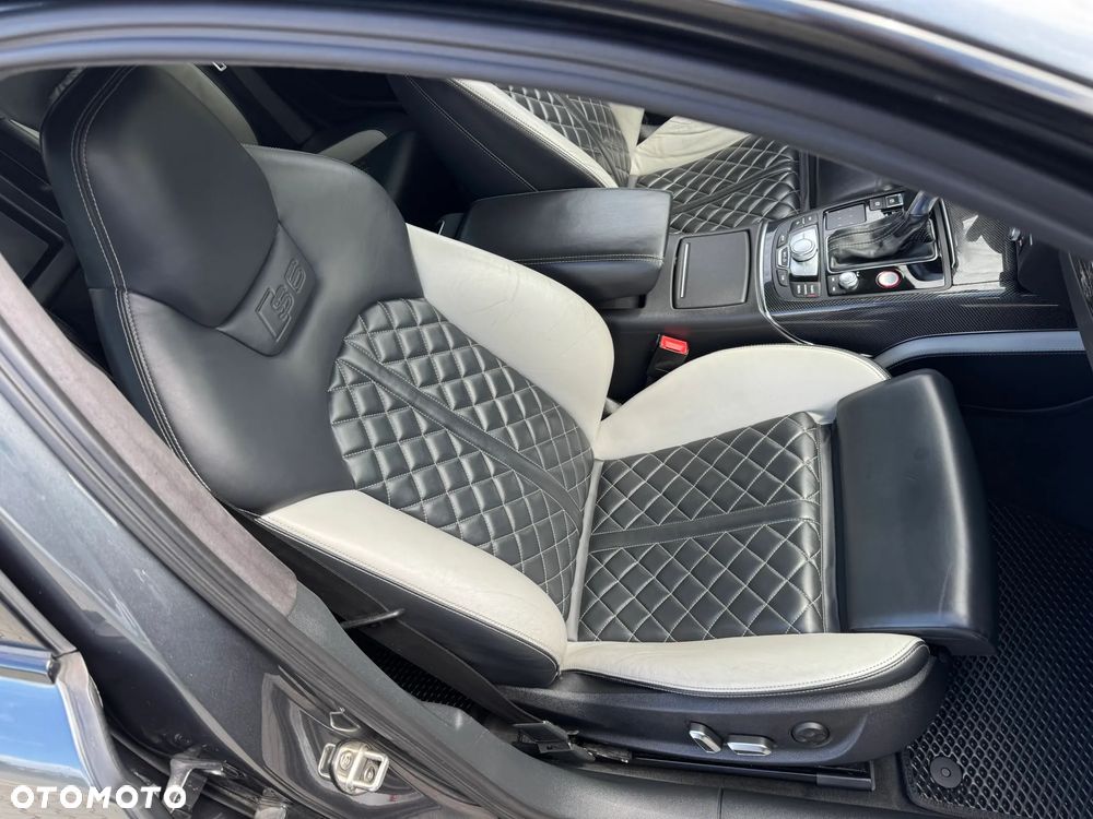 Audi S6 Limousine - 20