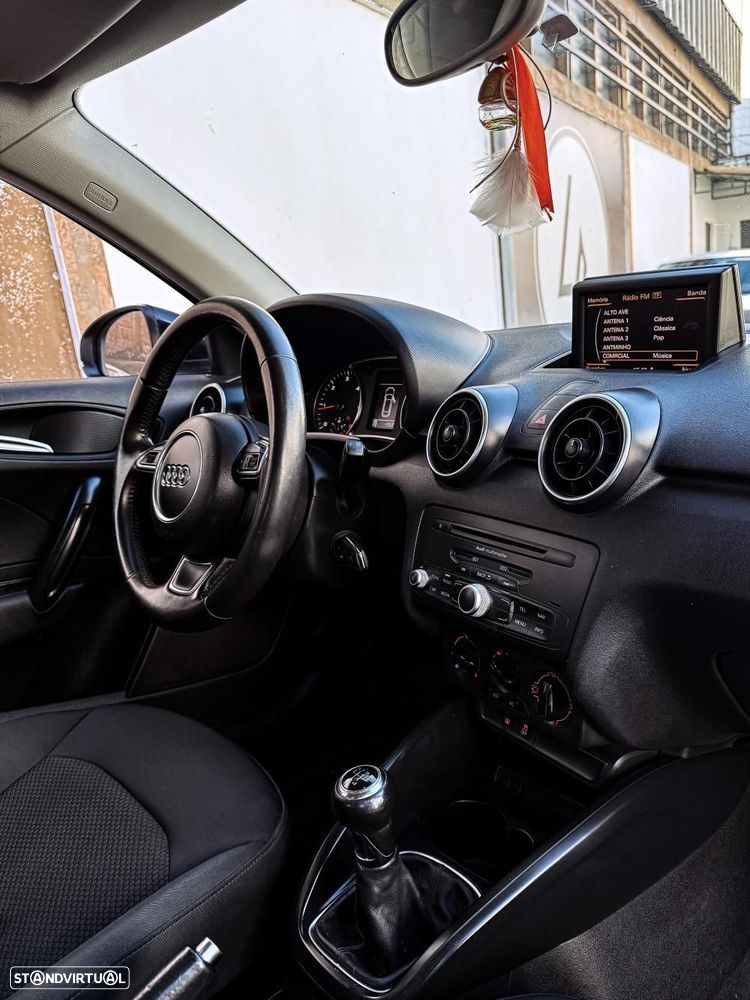 Audi A1 Sportback 1.6 TDI Sport - 4