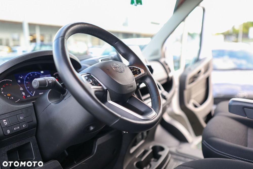 Toyota PROACE MAX - 16