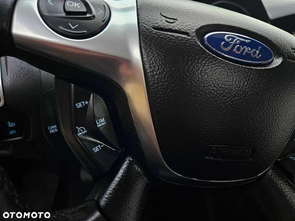 Ford Focus 1.6 Titanium - 31