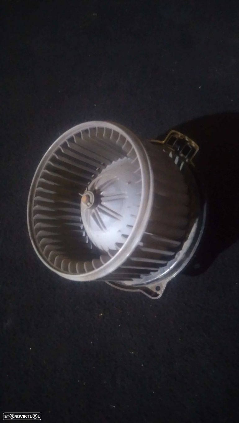 Motor Da Sofagem Mitsubishi L 400 Caixa (Pd_W, Pc_W, Pb_V, Pa_W, Pa_V) - 2