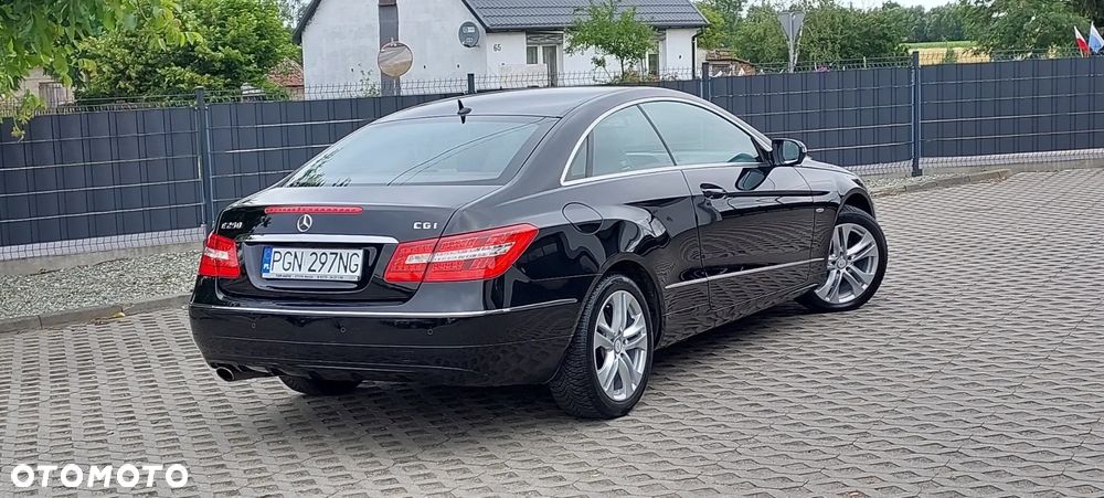 Mercedes-Benz Klasa E - 28