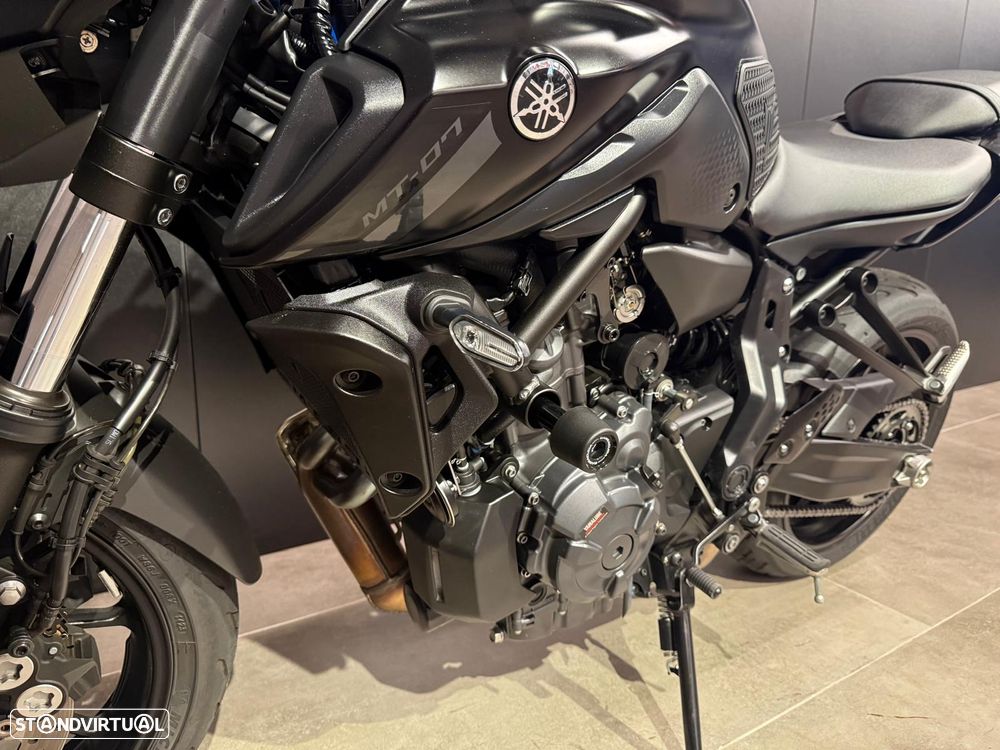 Yamaha MT-07 - 8
