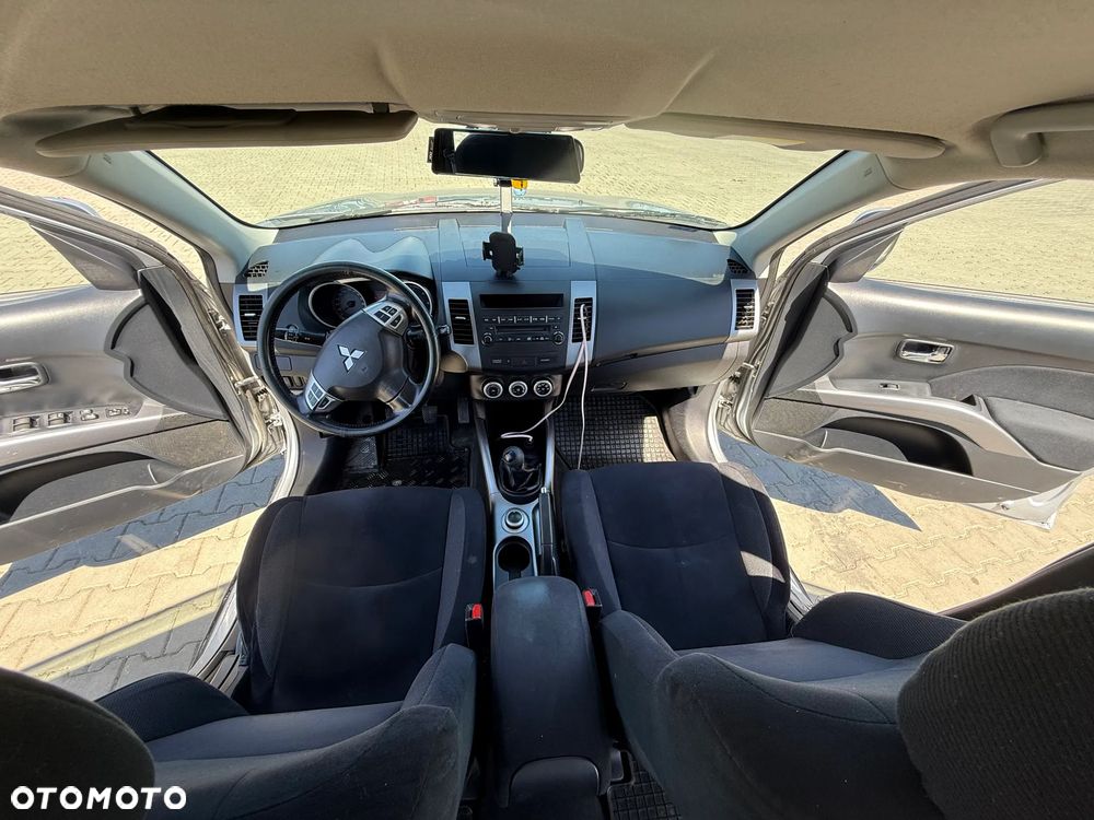 Mitsubishi Outlander 2.0 DID Intense - 16