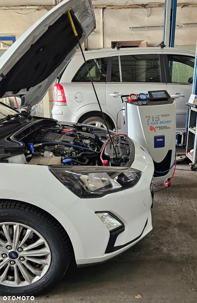 Ford Focus 1.0 EcoBoost Titanium Business - 20