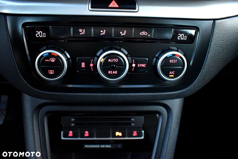 Volkswagen Sharan 2.0 TDI BlueMotion Technology Highline - 30