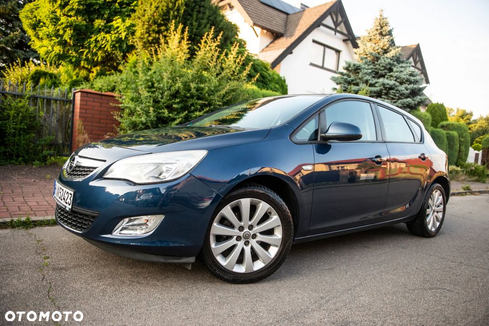 Opel Astra 1.6 ecoFLEX Start/Stop - 1