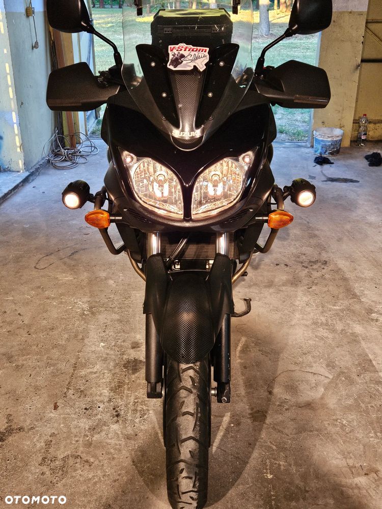 Suzuki V-STROM - 21