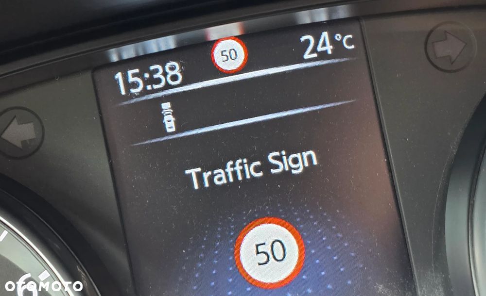 Nissan Qashqai 1.5 dCi N-Connecta - 21