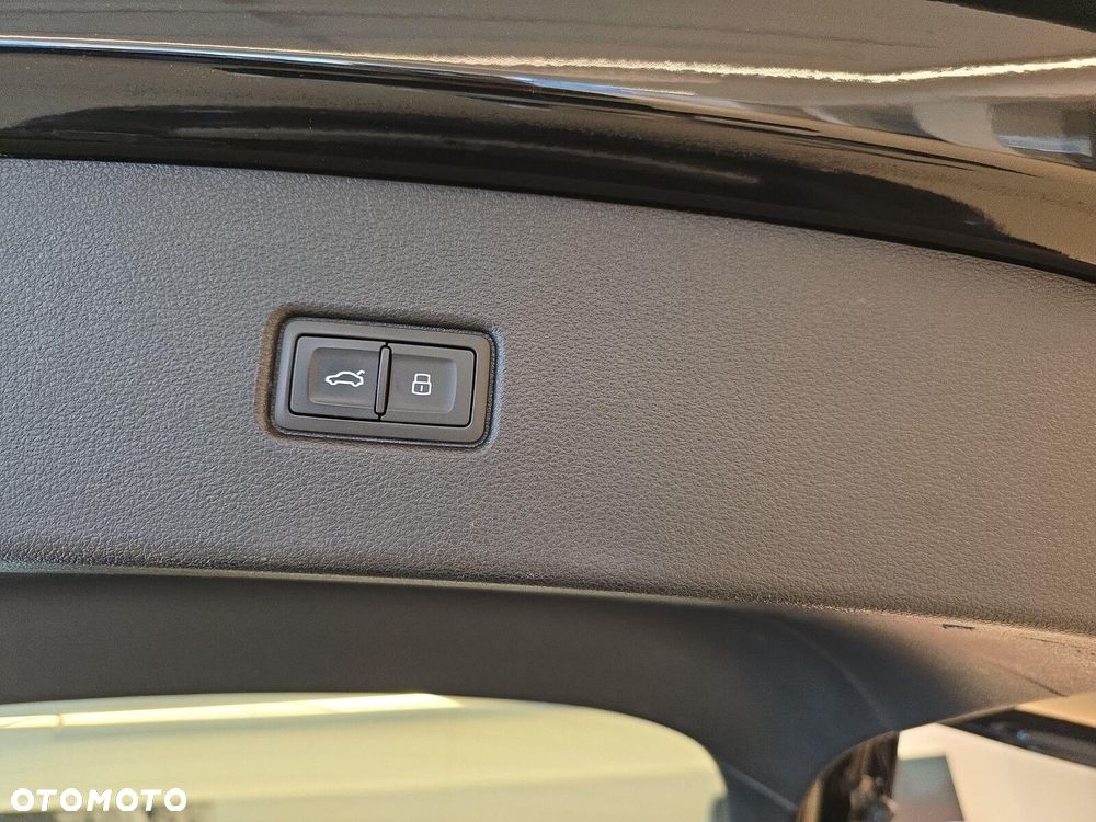Audi Q5 Sportback - 27