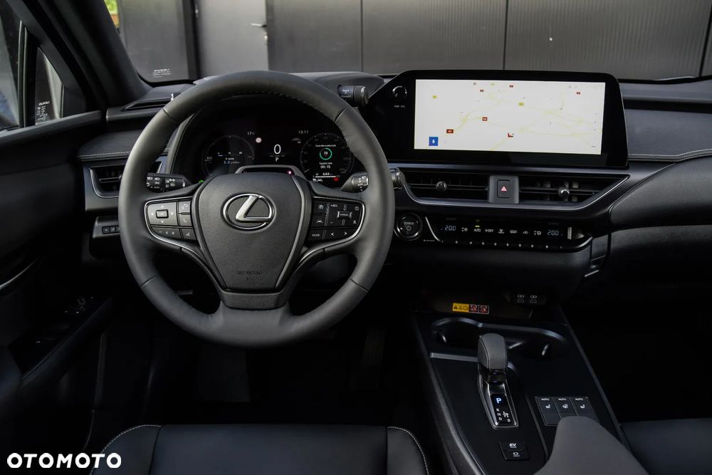 Lexus UX 300h F Sport Design AWD - 10