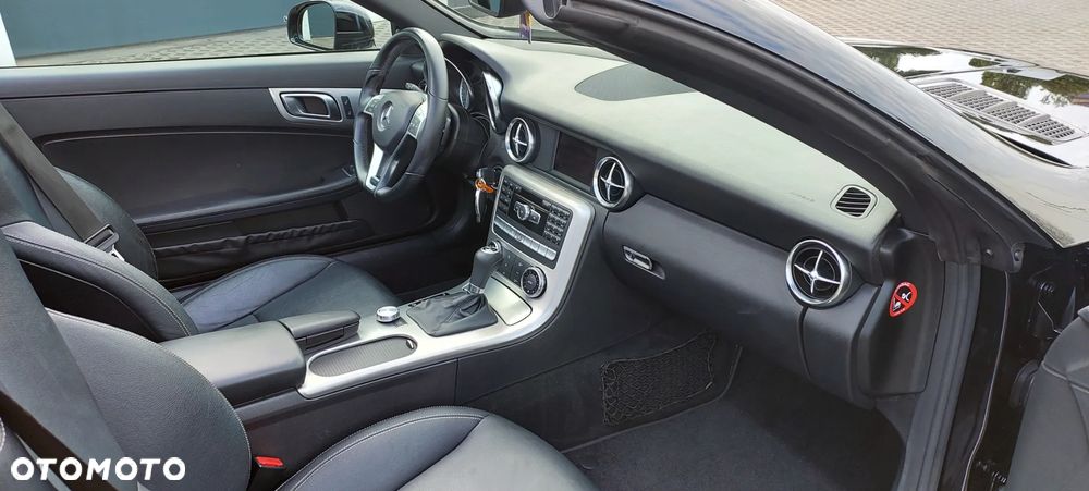 Mercedes-Benz SLK - 35