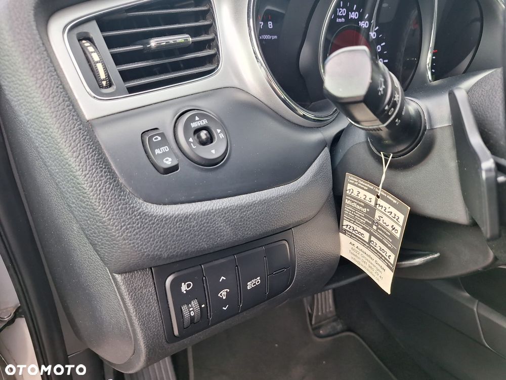 Kia Ceed 1.6 GDI L DCT - 13