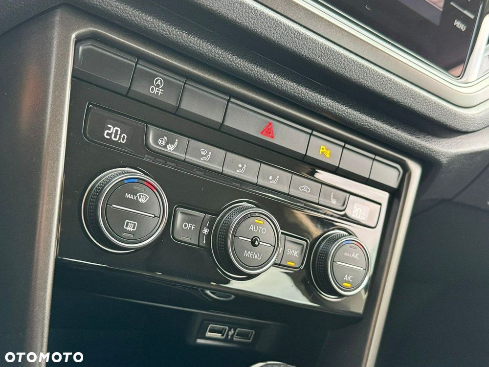 Volkswagen T-Roc 1.0 TSI Style - 29