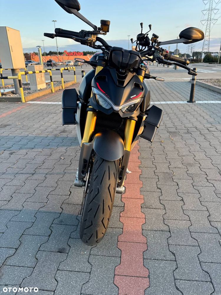Ducati Streetfighter V4 - 8