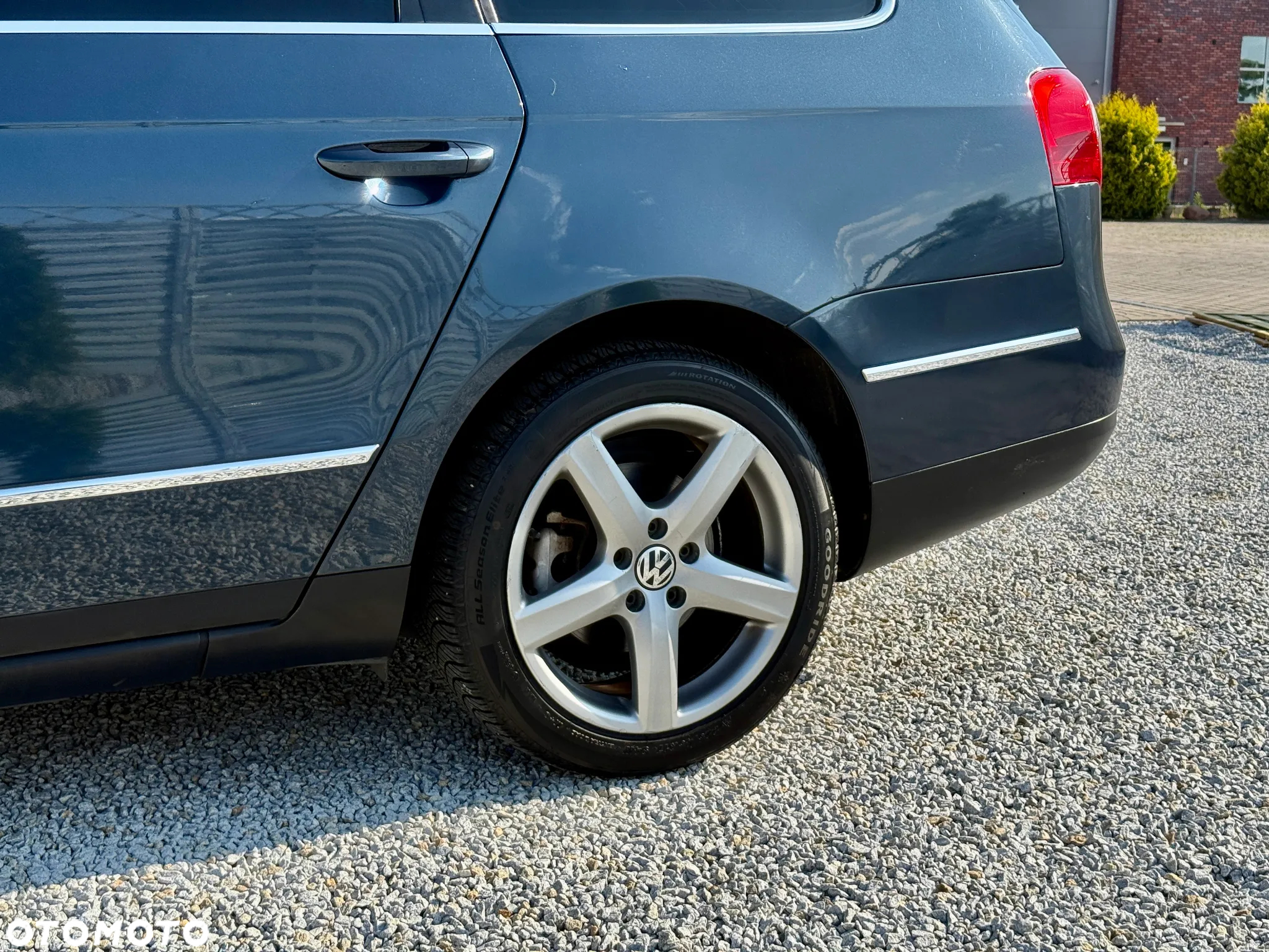 Volkswagen Passat 2.0 TDI Highline DSG - 21