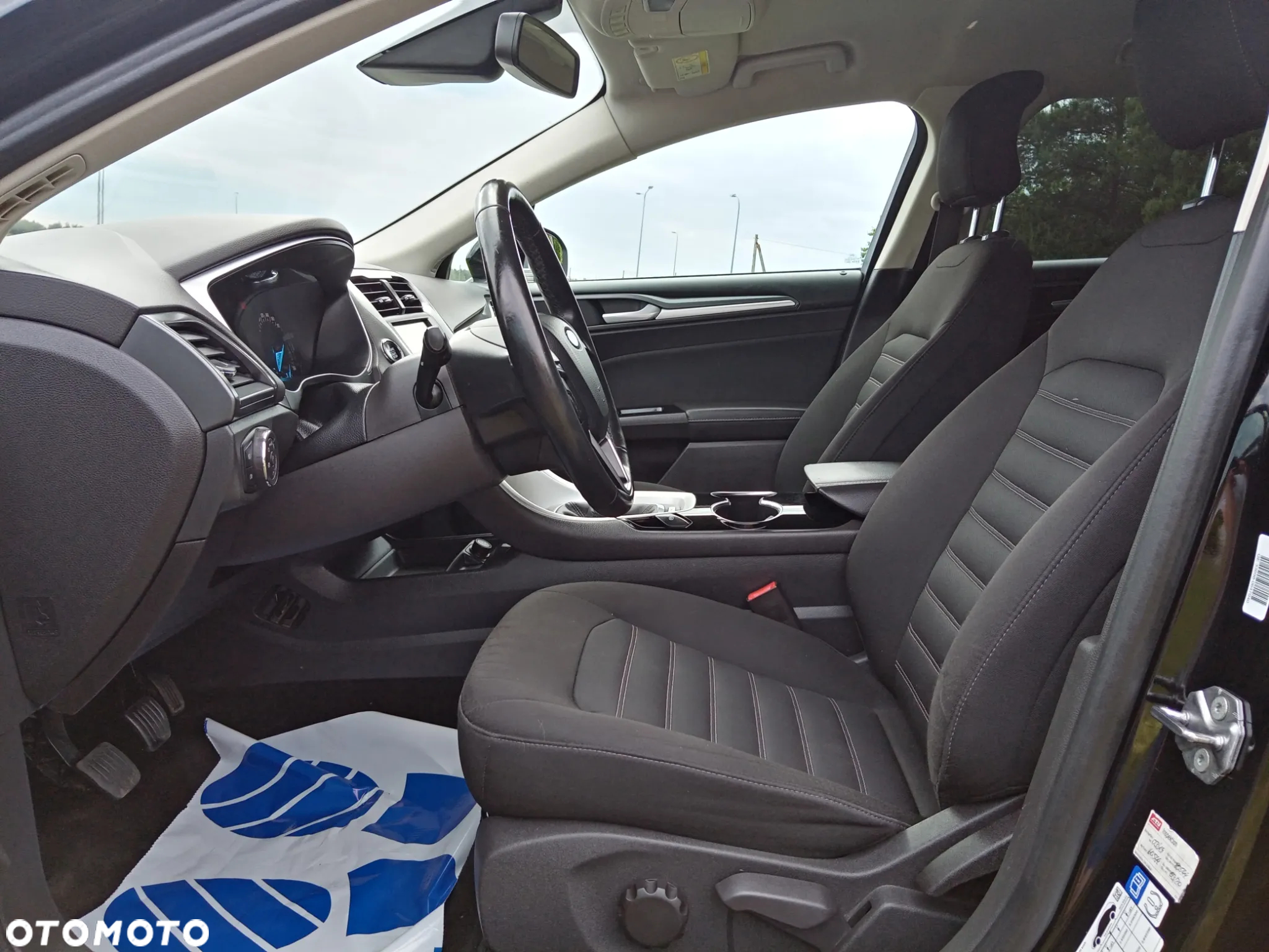 Ford Mondeo - 27