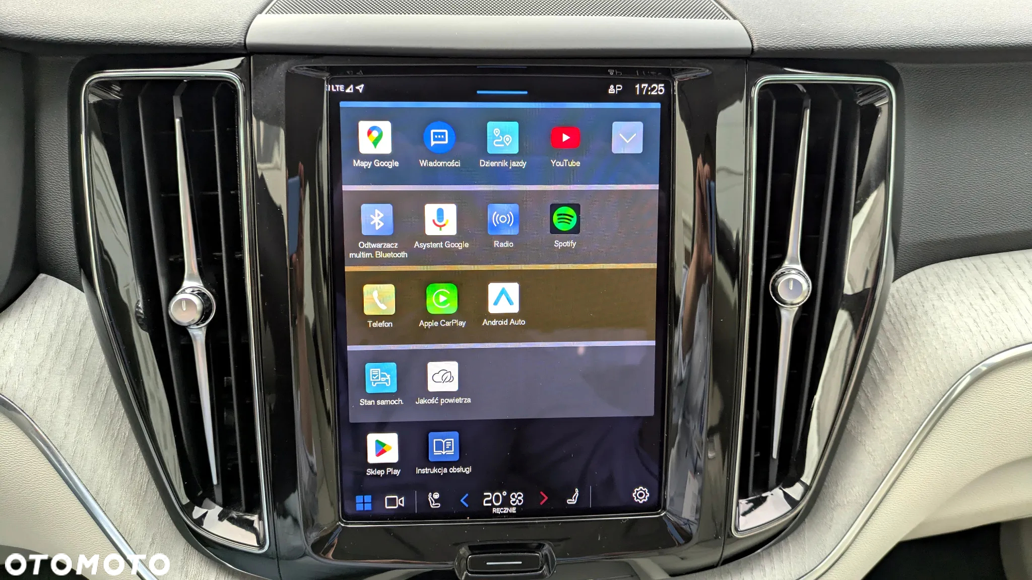 Volvo XC 60 D4 SCR AWD R-Design - 19
