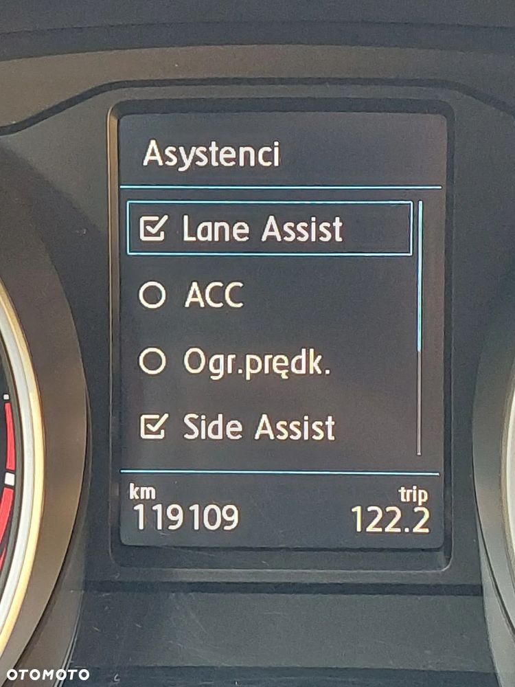 Volkswagen Tiguan - 33