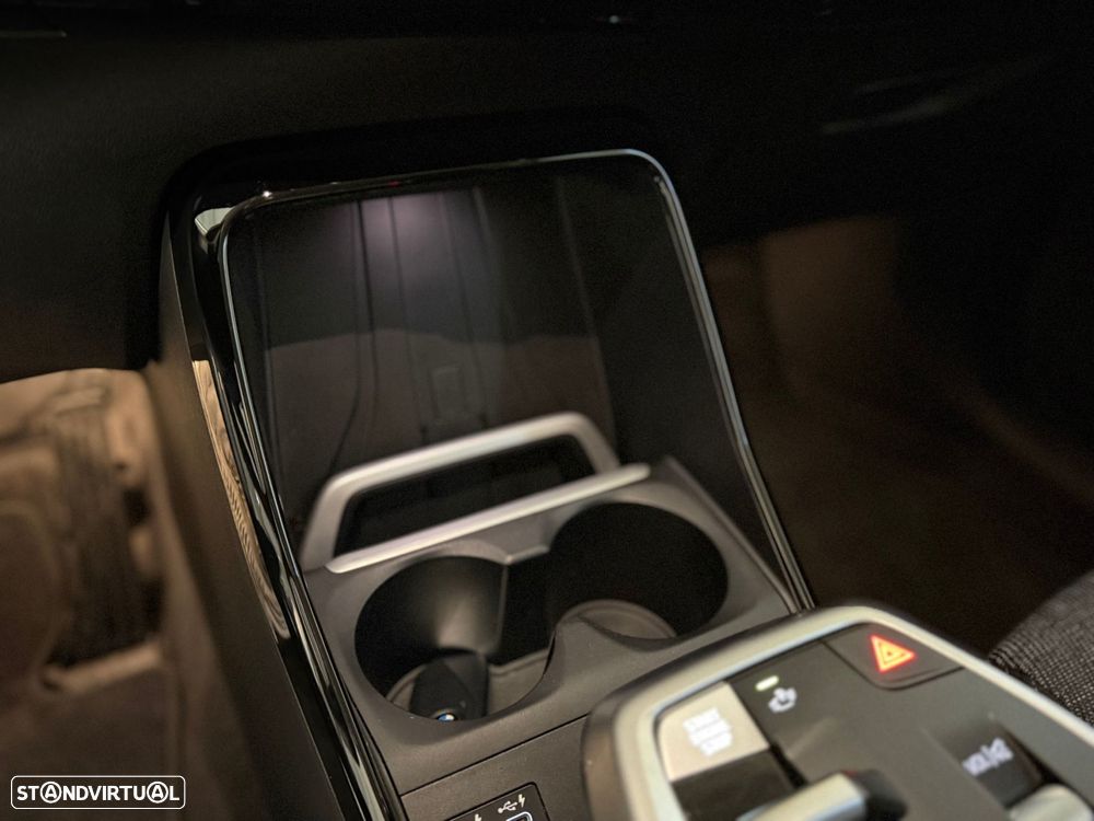 BMW 218 Active Tourer - 17