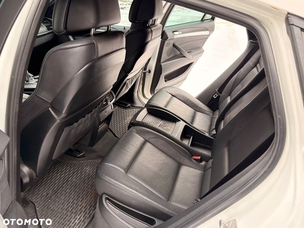 BMW X6 - 21