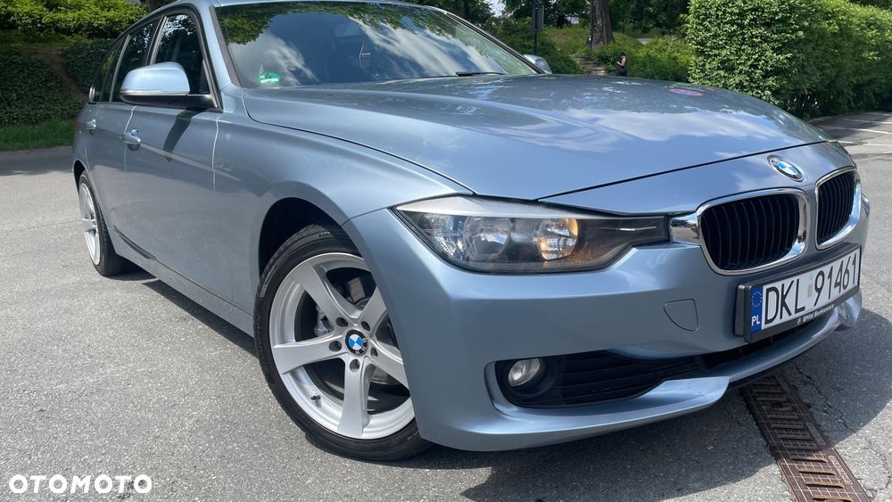 BMW Seria 3 318d Sport Line - 1
