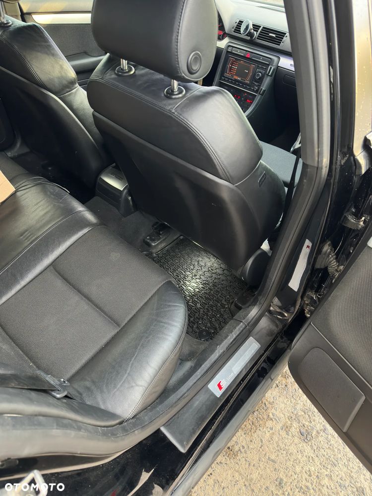 Audi A4 Avant 3.0 TDI Quattro - 18