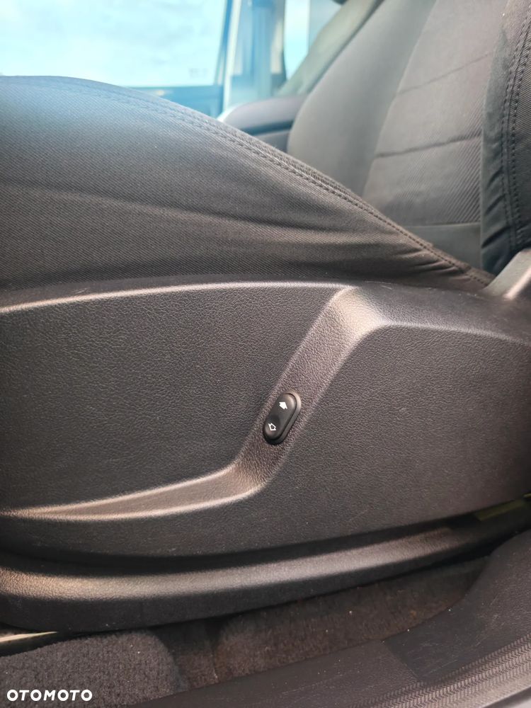 Ford S-Max - 28