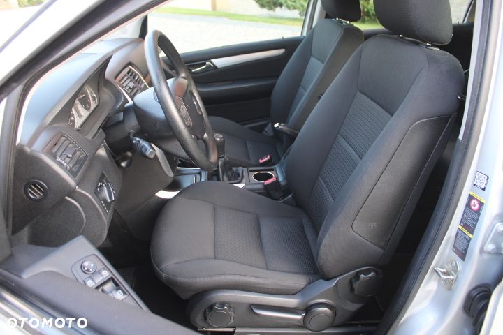 Mercedes-Benz Klasa B 180 CDI Special Edition - 22