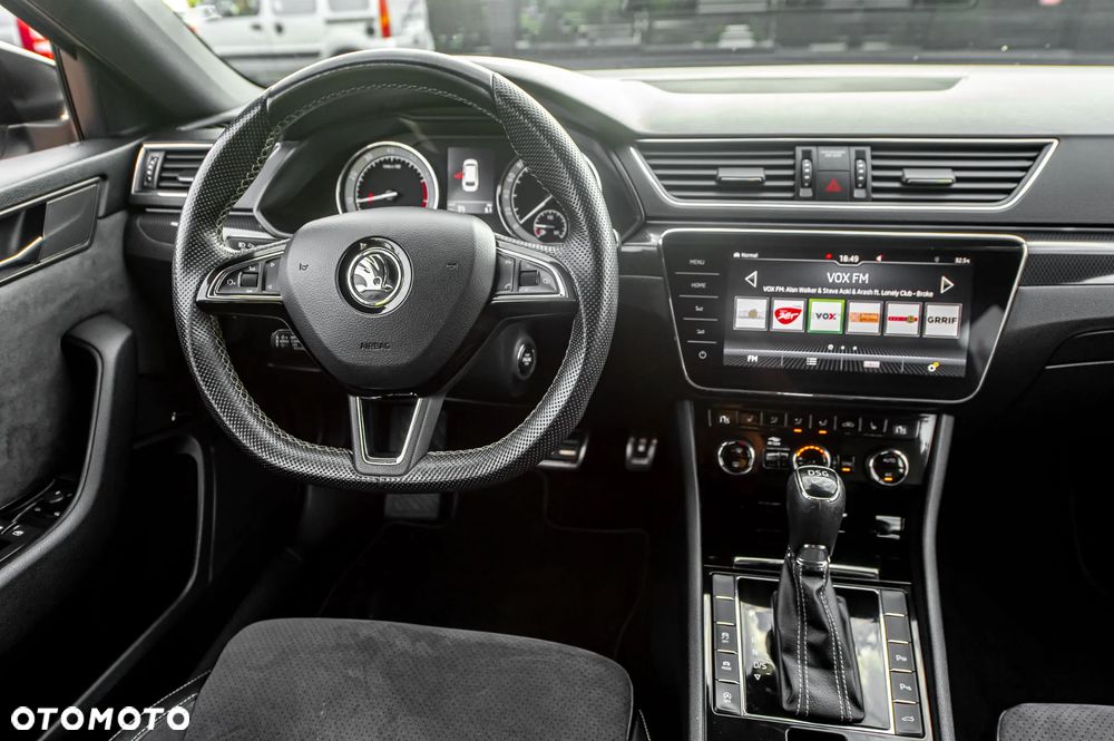 Skoda Superb 2.0 TSI DSG SportLine - 27