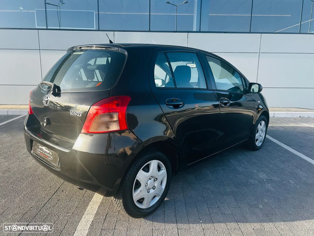 Toyota Yaris 1.4 D-4D Sol AC+VSC - 9