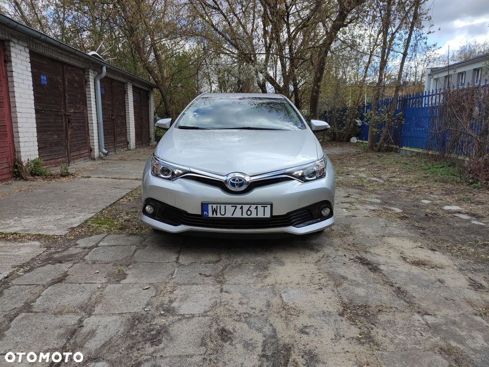 Toyota Auris 1.8 HSD Luna - 4