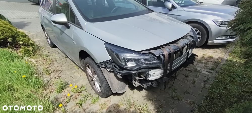 Opel Astra 1.5 CDTI Elegance S&S - 18