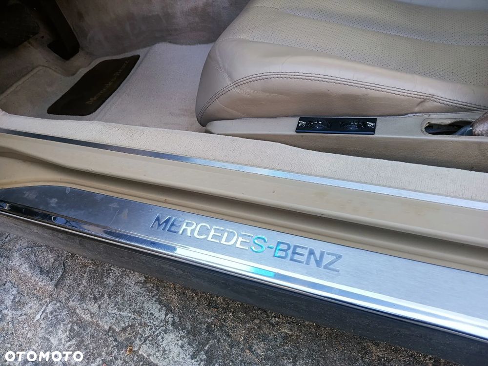 Mercedes-Benz SL - 12