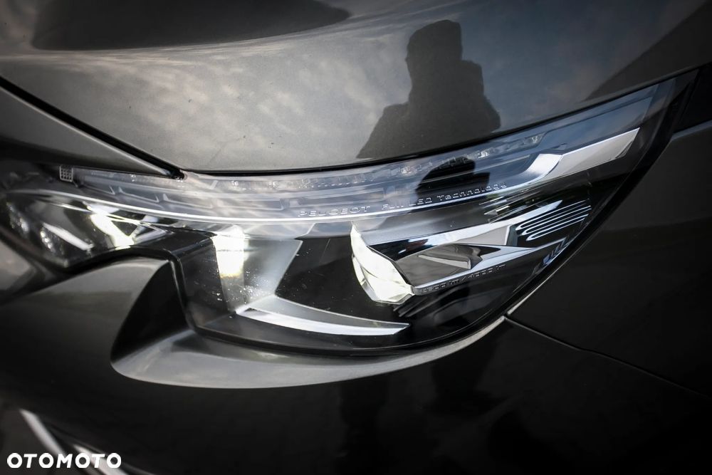 Peugeot 3008 1.6 BlueHDi Allure S&S - 29