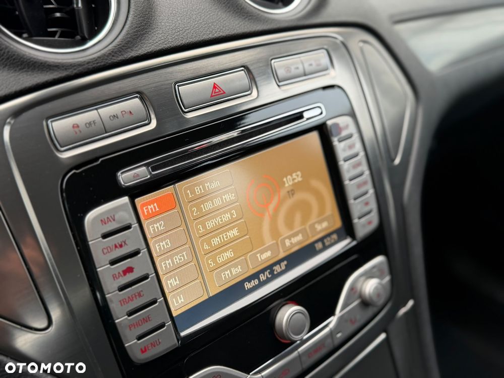 Ford Mondeo - 9
