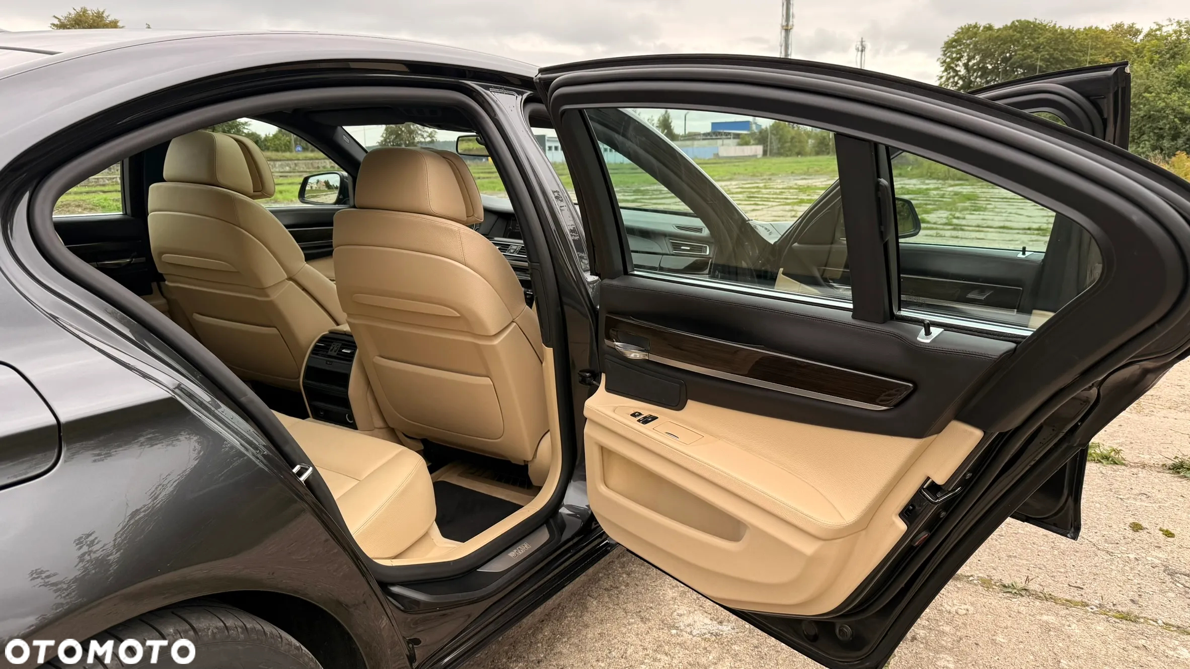 BMW Seria 7 730d - 12