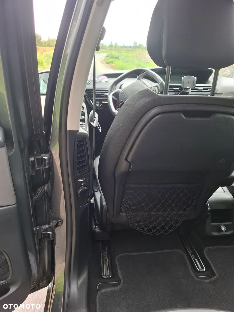 Citroën C4 Picasso - 13
