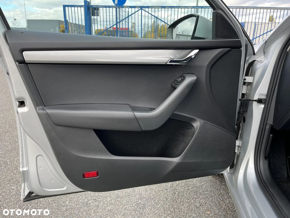 Skoda Octavia 1.4 TSI Active - 10