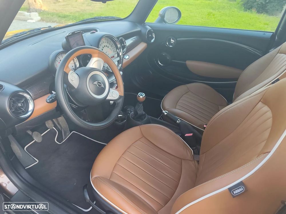 MINI 3 Portas Cooper D - 9