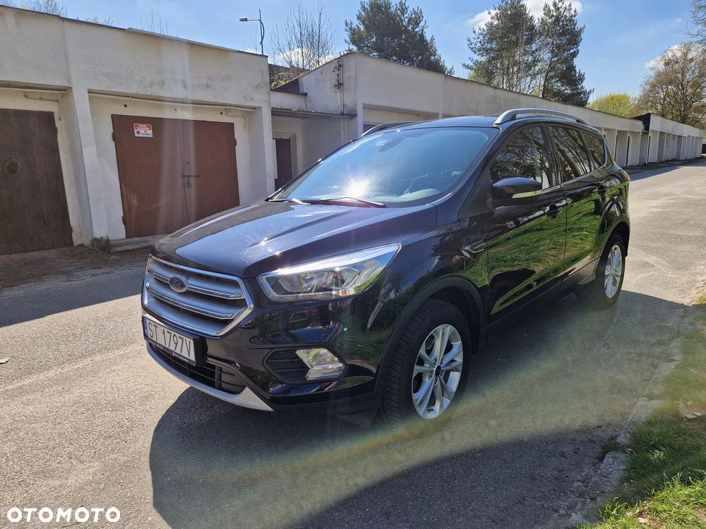 Ford Kuga 1.5 EcoBoost 2x4 Titanium - 3