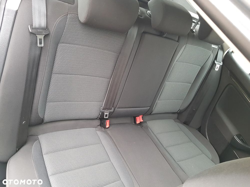 Volkswagen Golf 1.4 TSI Team - 14