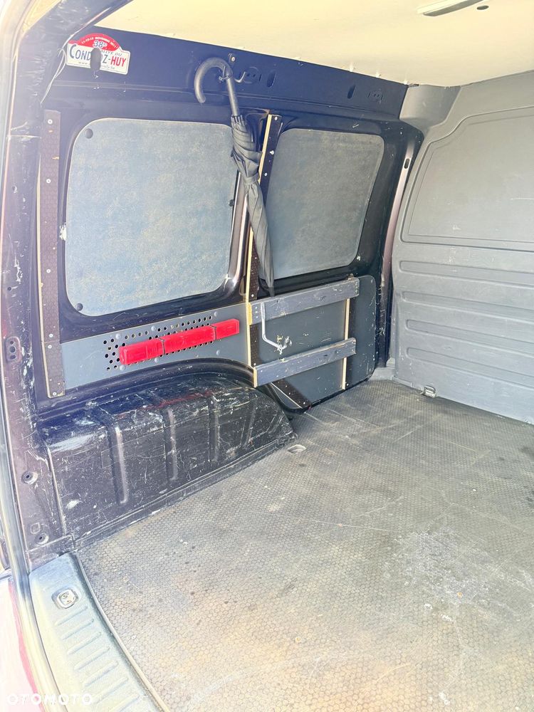 Volkswagen Caddy - 14