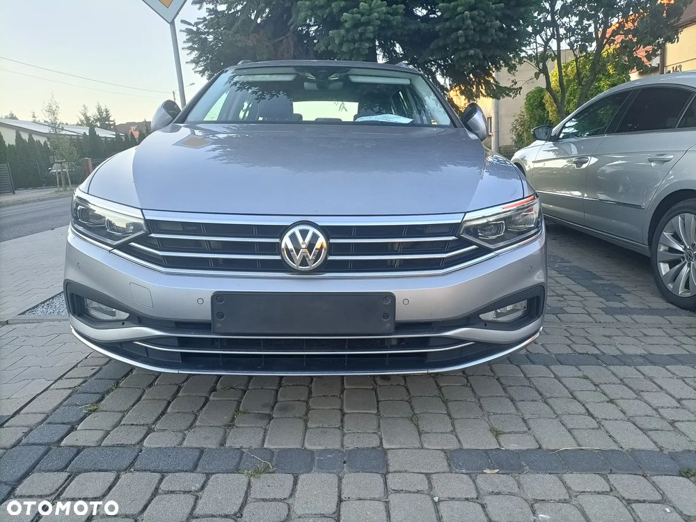 Volkswagen Passat 2.0 TDI SCR DSG Comfortline - 4