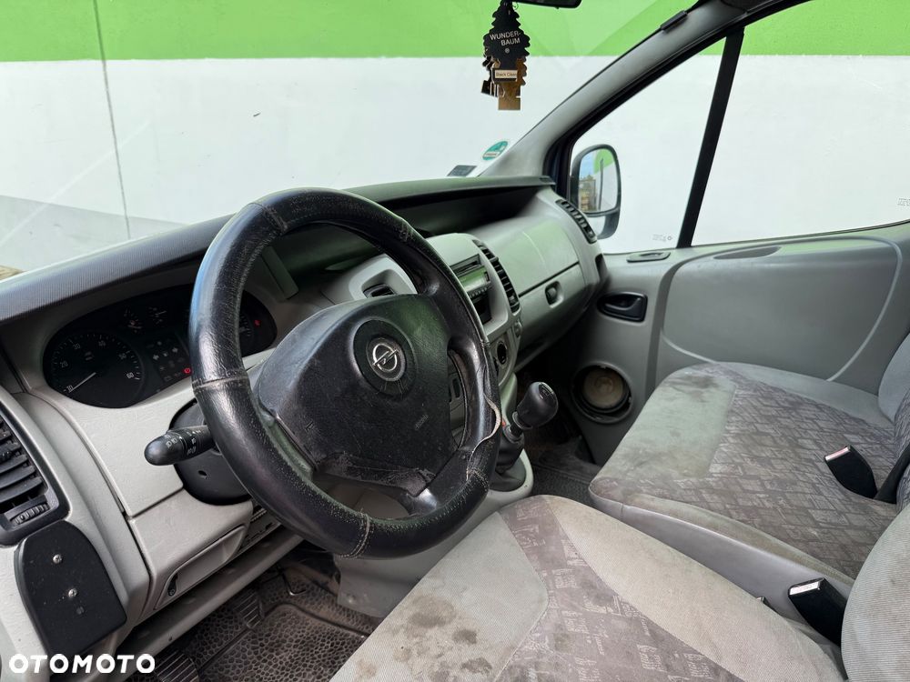 Opel VIVARO - 16