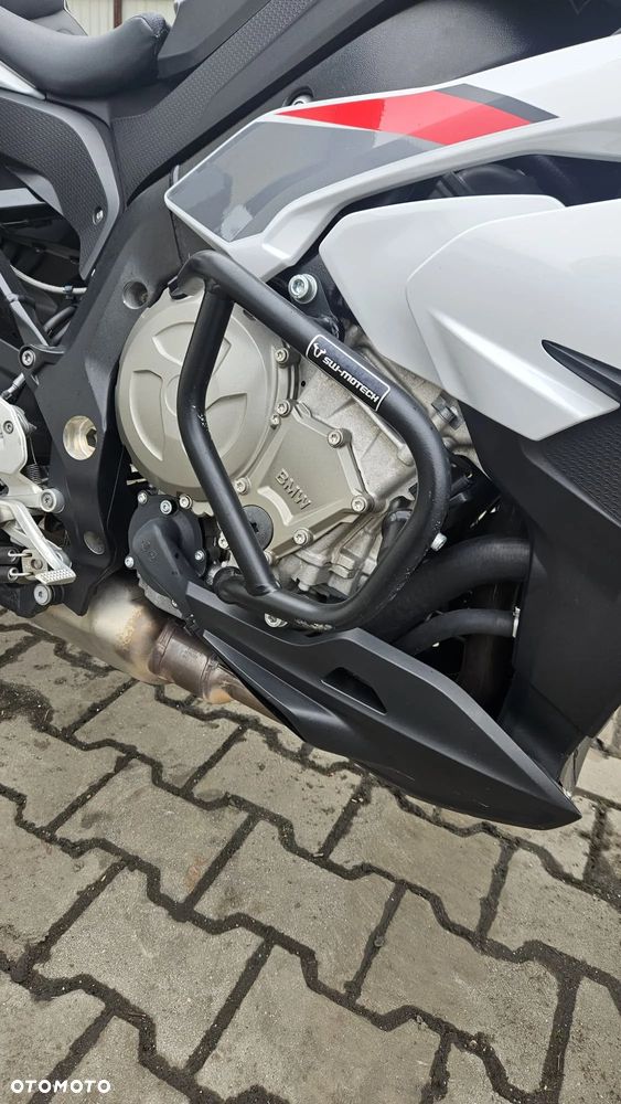 BMW XR - 13