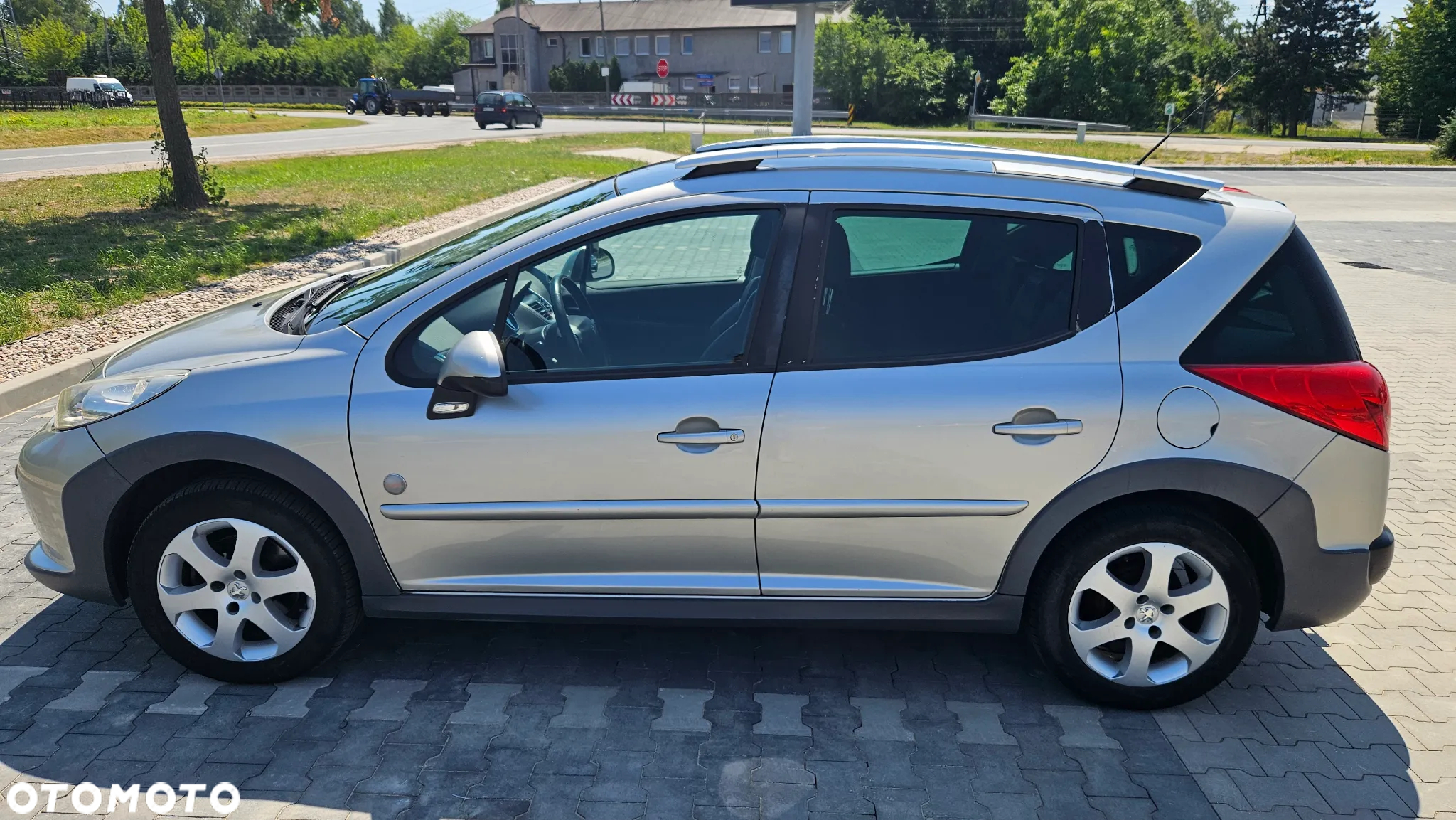 Peugeot 207 Outdoor 1.6 HDi - 8