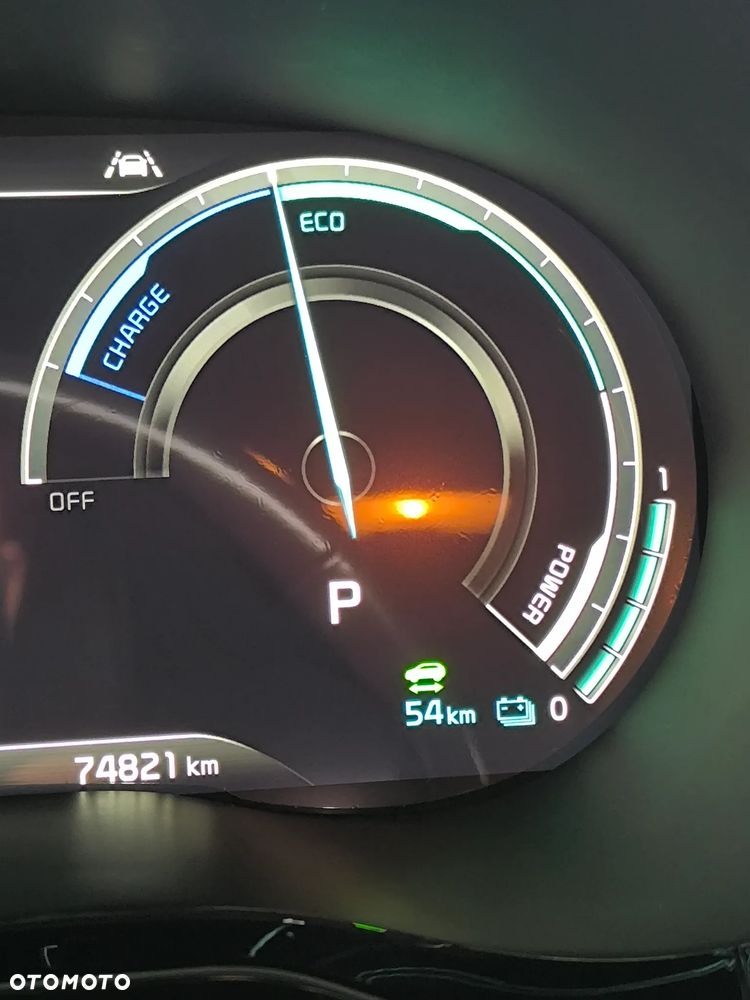 Kia XCeed - 18